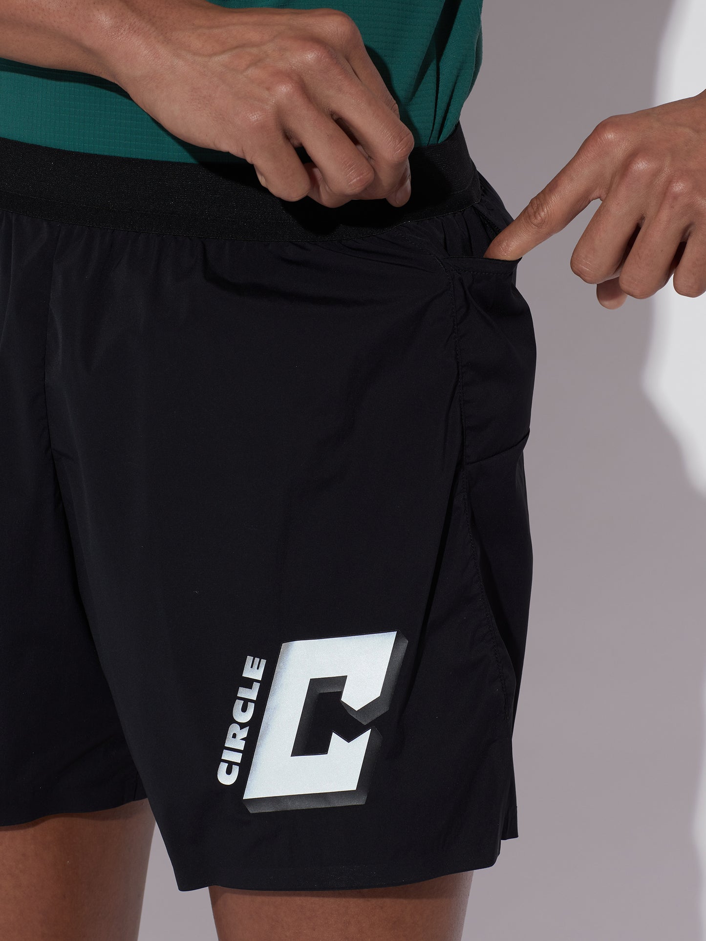 Legend_short_men_onyx_black_7