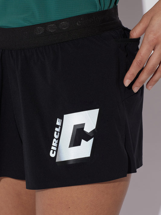 Legend_short_women_onyx_black_4