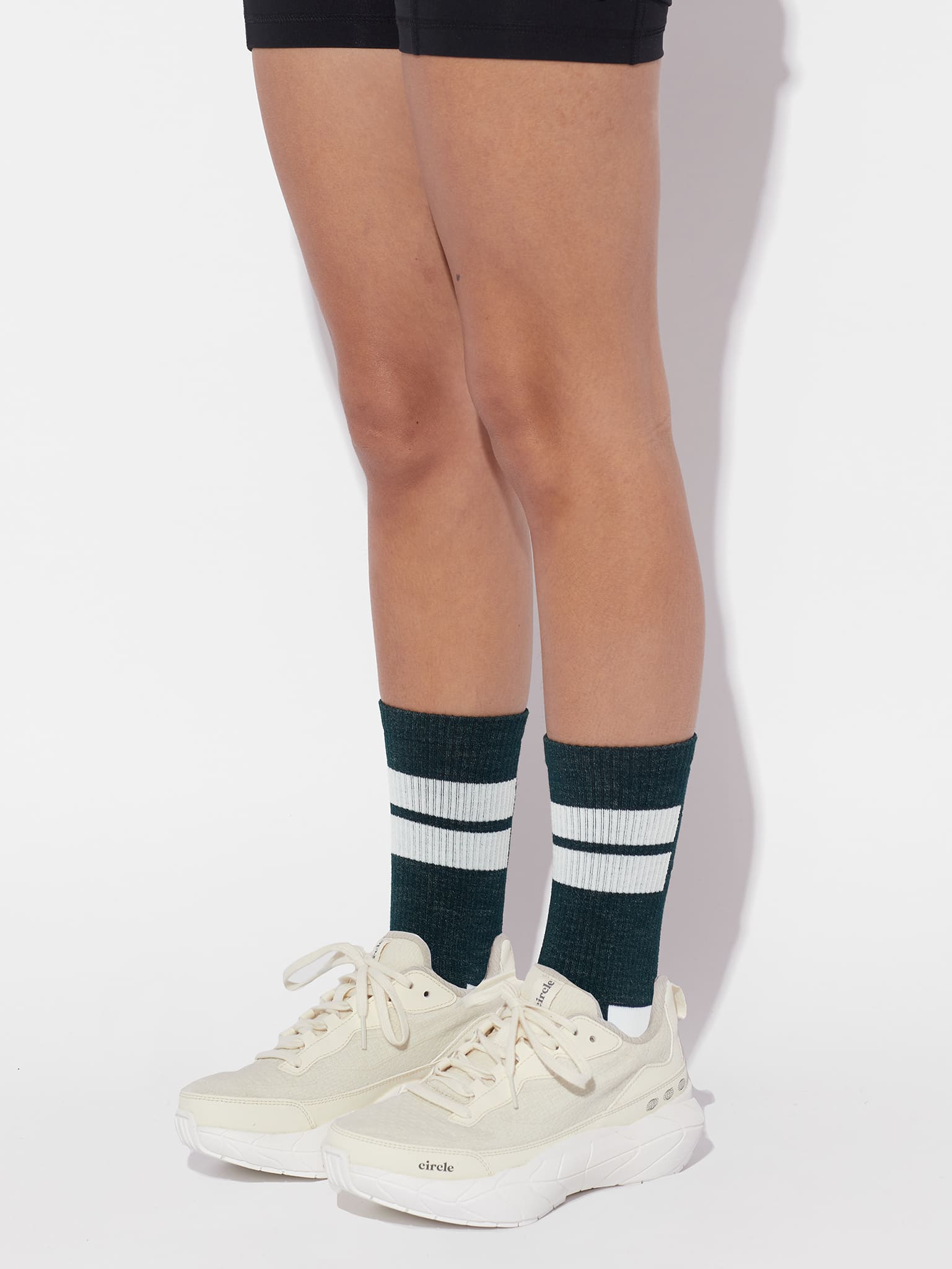 chaussettes_running_supernatural_fir_green_women_5