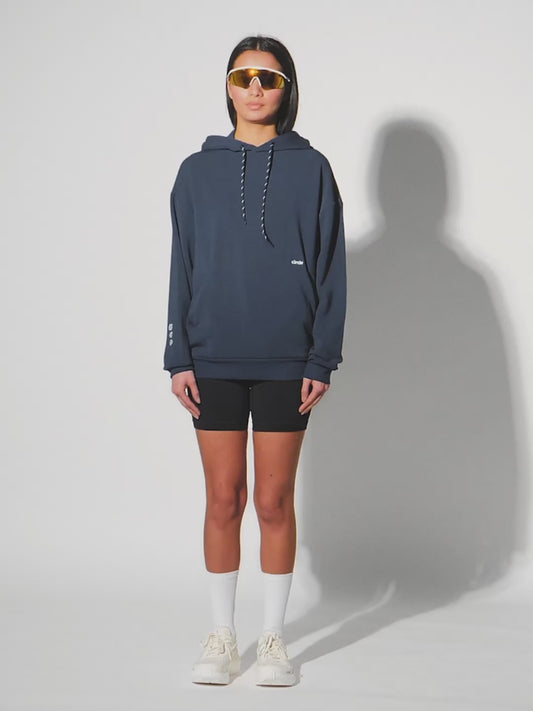 hoodie_get_lucky_navy_women_2.mp4