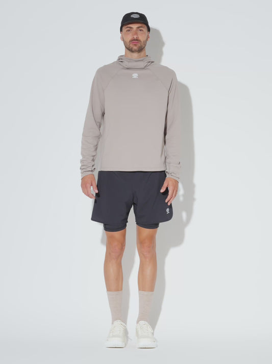 Running_Hoodie_Momentum_Fossil_men_2.mp4