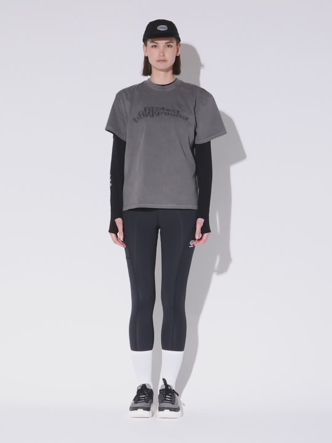 T-shirt_Supernatural_nimbus_grey_women_2.mp4