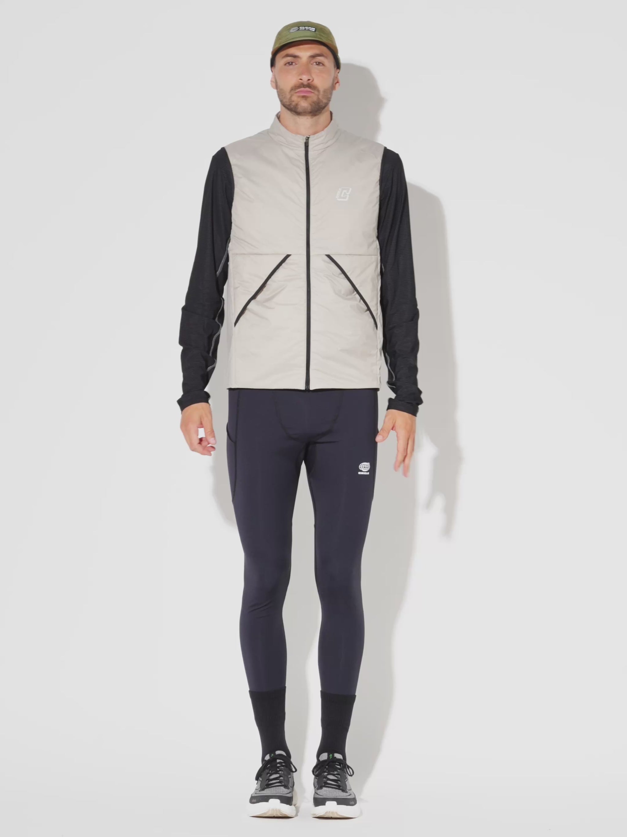 Legging_de_running_Men_in_Tights_2.0_onyx_black_men_2.mp4