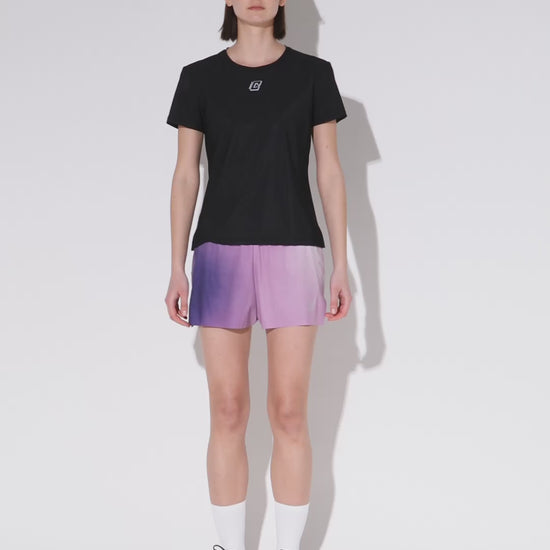 T-shirt_Legend2.0_onyx_black_women_2.mp4