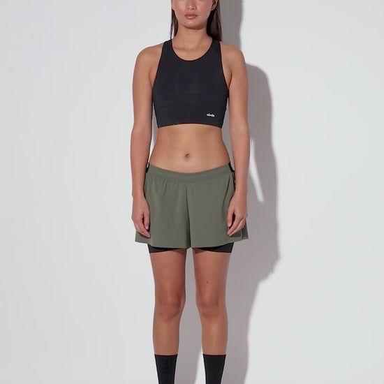 legend_shorts_2in1_moss_women_2.mp4