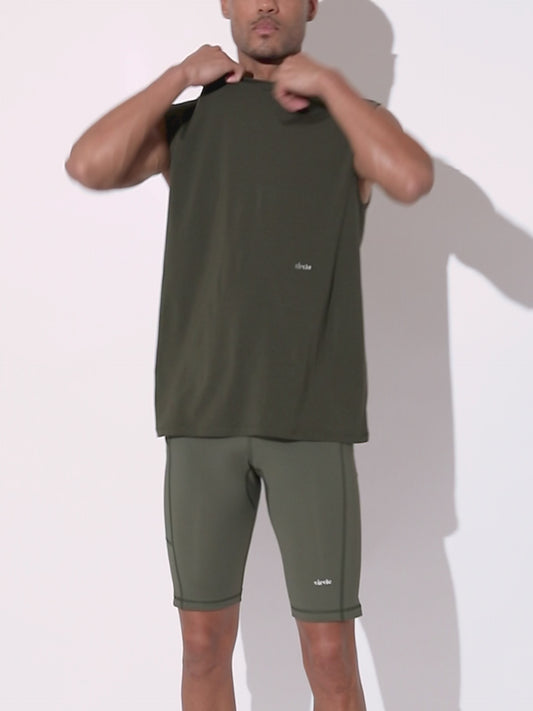 t-shirt_muscle_tee_moss_2.mp4