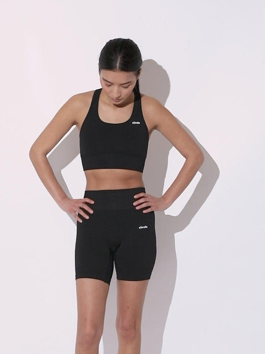 short_keep_the_flow_onyx_black_2.mp4