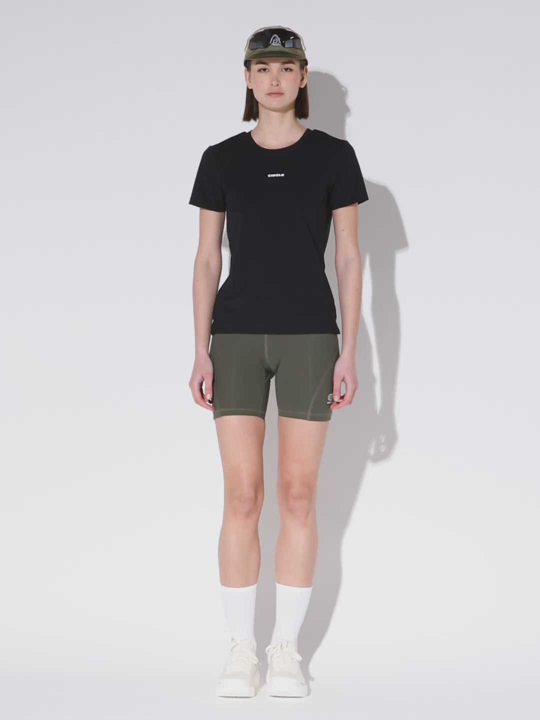 tshirt_athletic_onyx_black_women_2.mov