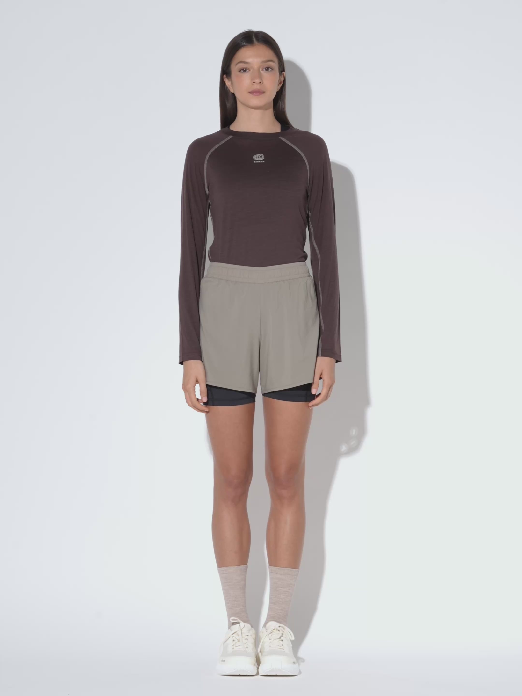 Short_Super_Short_2_en_1_fossil_women_2.mp4