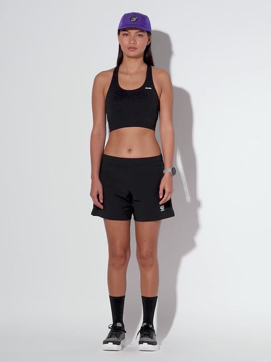 short_everystride_onyx_black_women_2.mp4