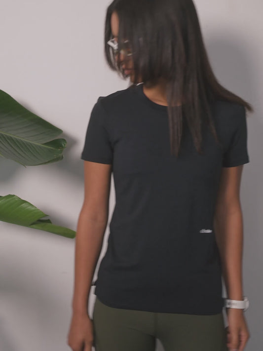 t-shirt_athletic_volcano_black_2.mp4