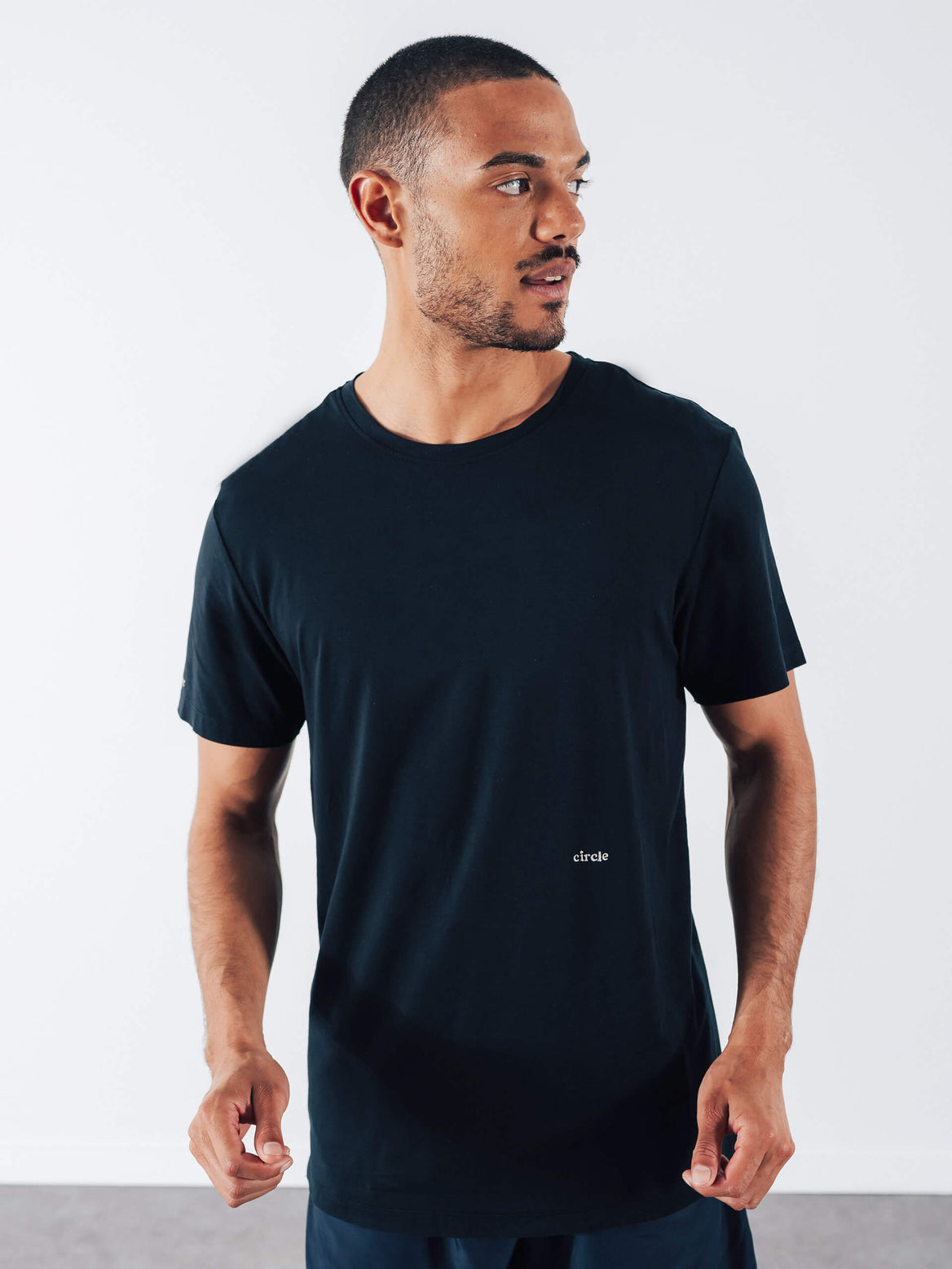 t-shirt_manifesto_onyx_black_1
